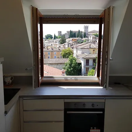 Elisa Apartment *